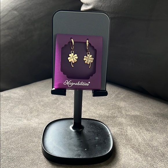 Magnabilities Jewelry - Gold Clover Earrings